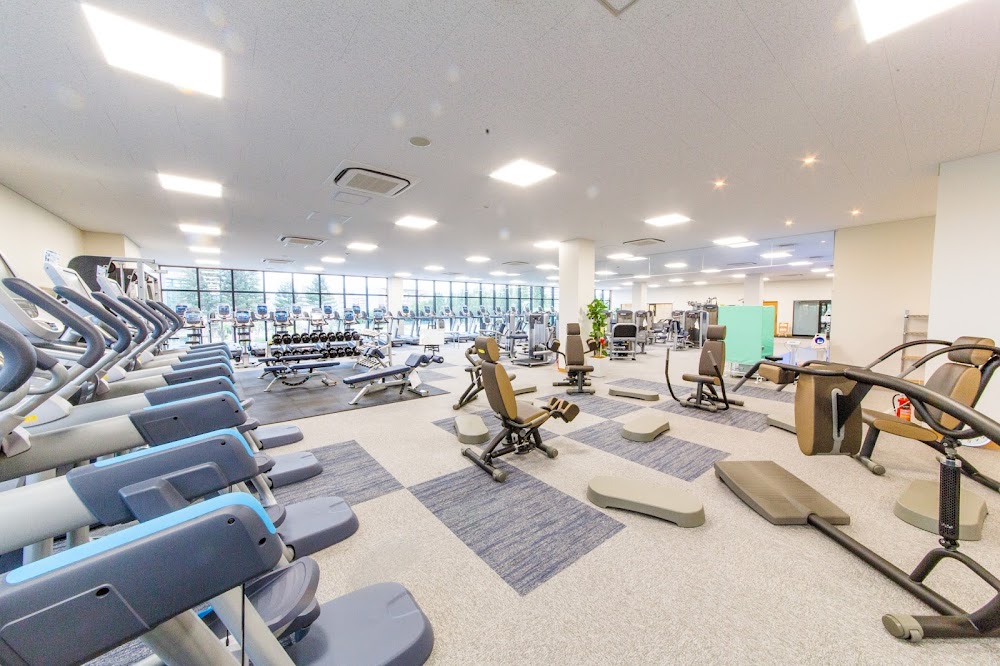 B-fitスポーツクラブ 鶴見緑地の店舗写真